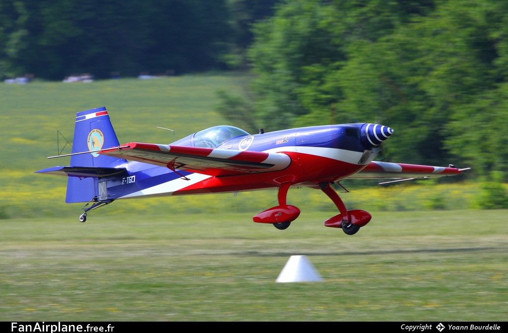 Extra 300SC - F-TGCI