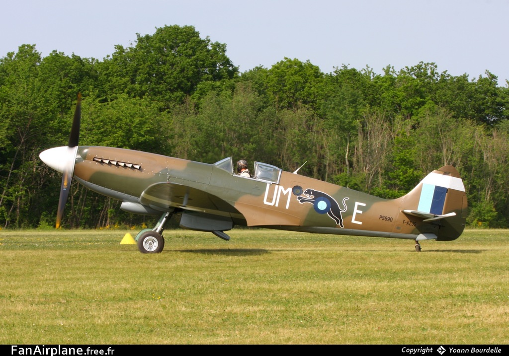 Supermarine 389 Spitfire PR19 - F-AZJS