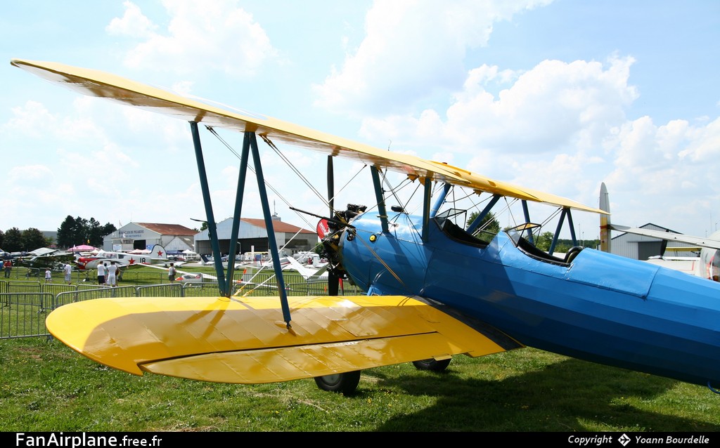 Boeing PT-17 Kaydet (A75N1) - N1942N