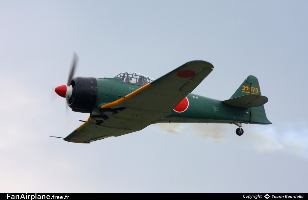 North American T6-M0 - F-AZZM
