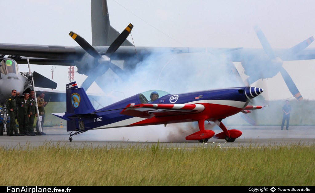 Extra 300SC - F-TGCI