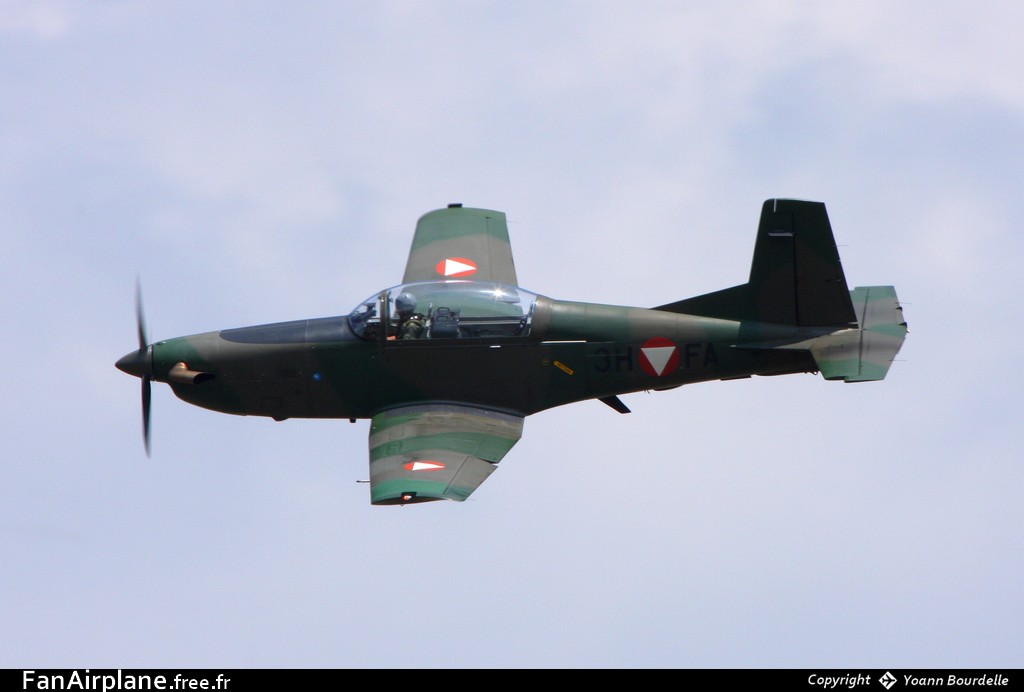 Pilatus PC-7 - 3H-FA
