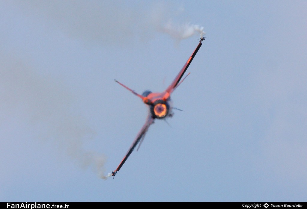 Fokker F-16AM Fighting Falcon - J-015