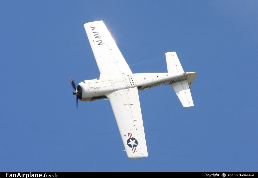 North American T-28B Trojan - NX377WW