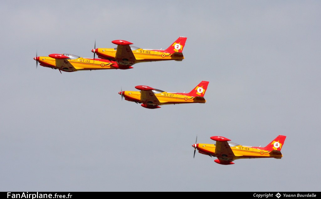 SIAI-Marchetti SF-260MB - ST-32