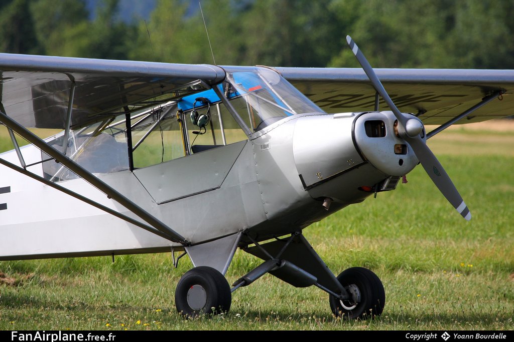 Piper PA-19 Super Cub - F-BOMF