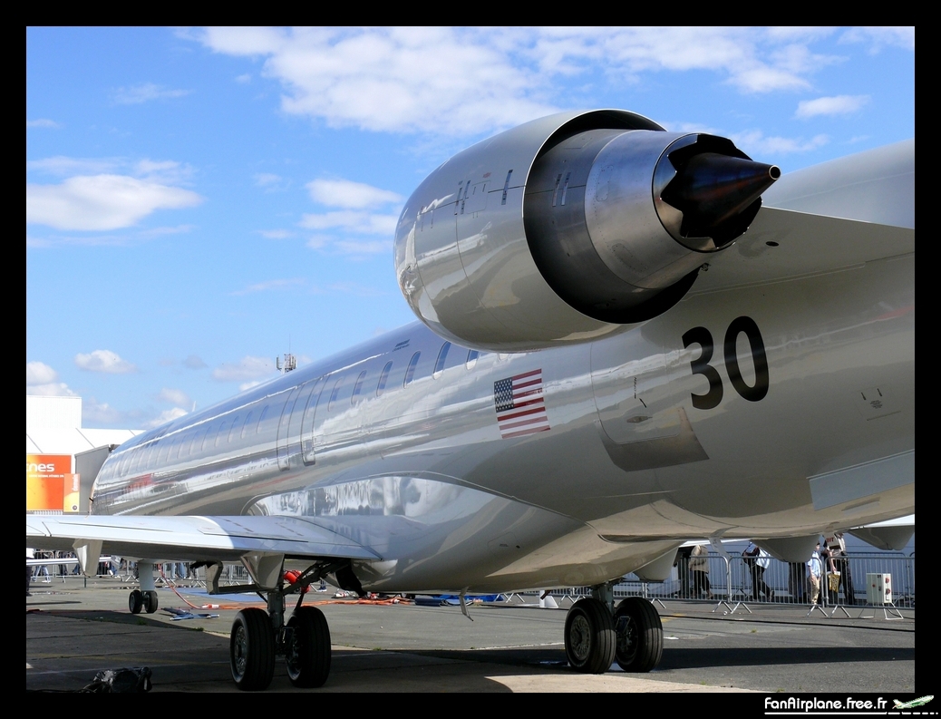 Canadair CL-600-2D24 Regional Jet CRJ-900 - C-FOFO
