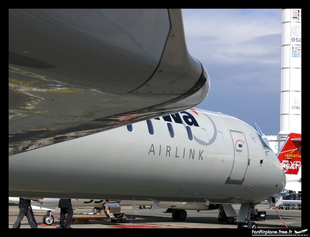 Canadair CL-600-2D24 Regional Jet CRJ-900 - C-FOFO
