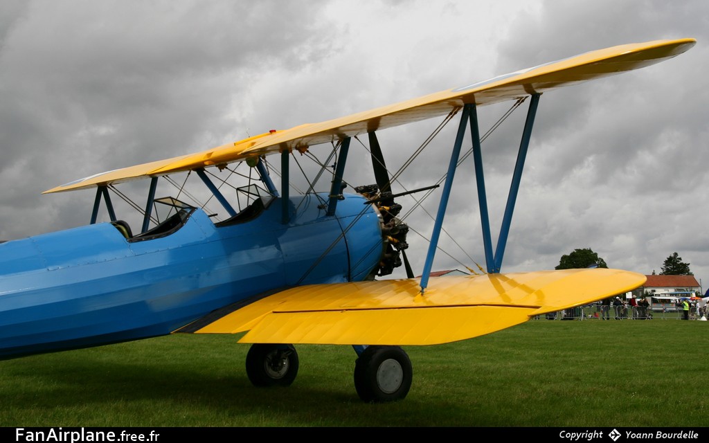 Boeing PT-17 Kaydet (A75N1) - N1942N