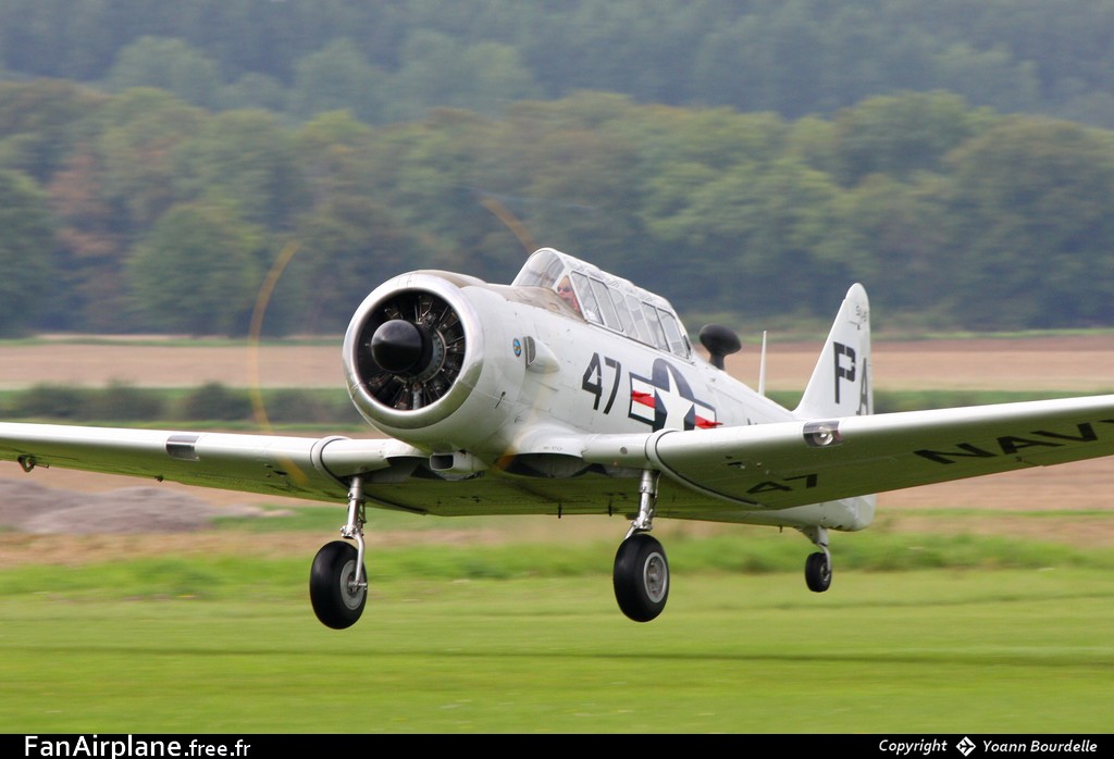 North American AT-6D Texan - F-AZRB