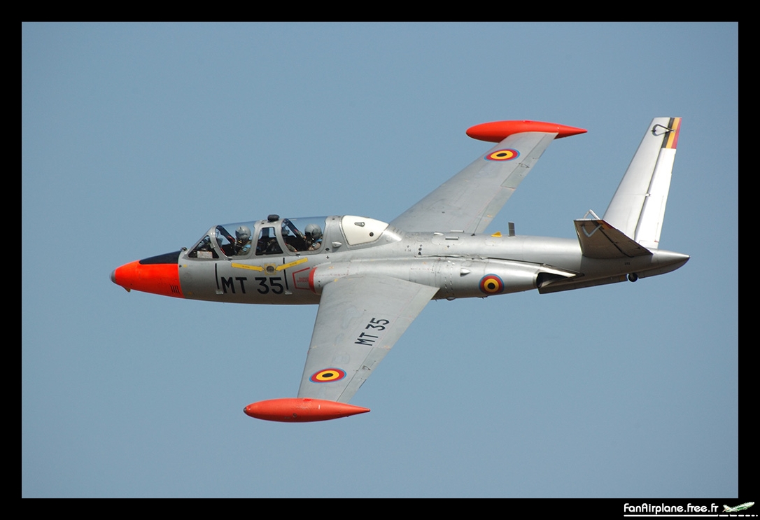Fouga CM-170R Magister - MT35