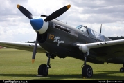 Curtiss P-40N Kittyhawk F-AZKU